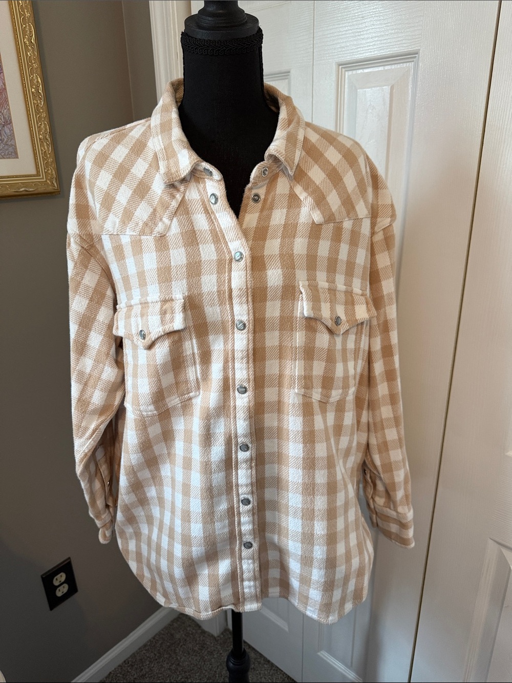 J.Crew Beige & Cream Gingham Snap Front Shacket